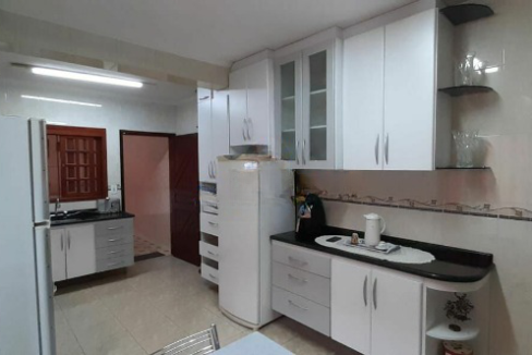 sobrado-228-21-m-canhema-diadema-sp-azor-imoveis-11